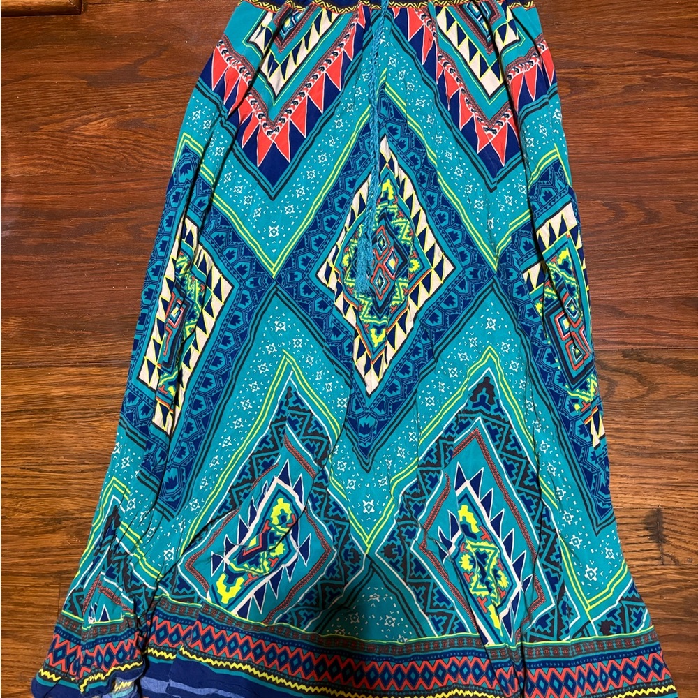 Flying Tomato Colorful Maxi Skirt Women’s Size M!